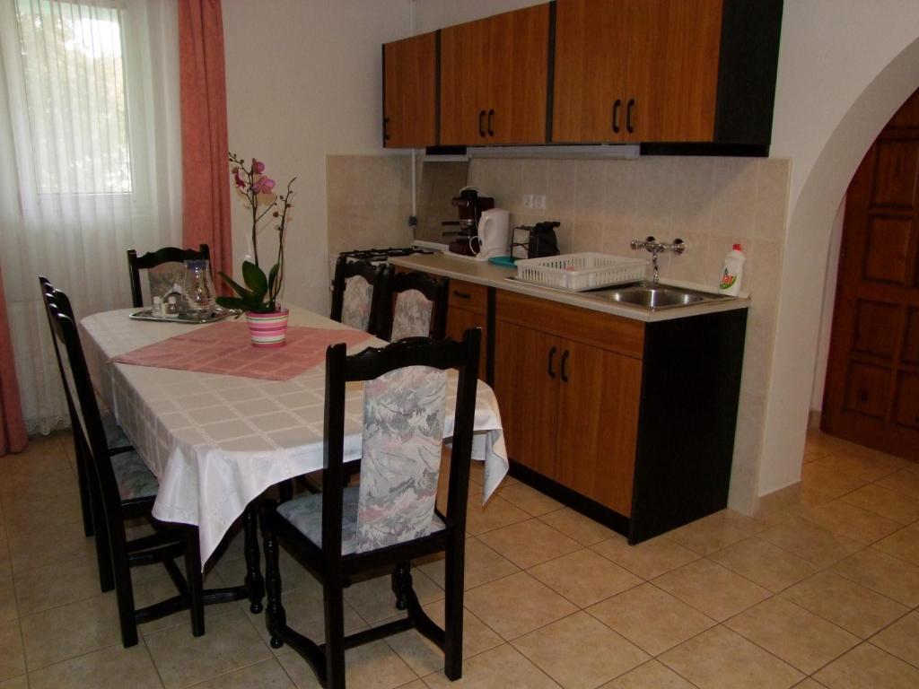 Rajna Apartmanhaz Bogács 객실 사진